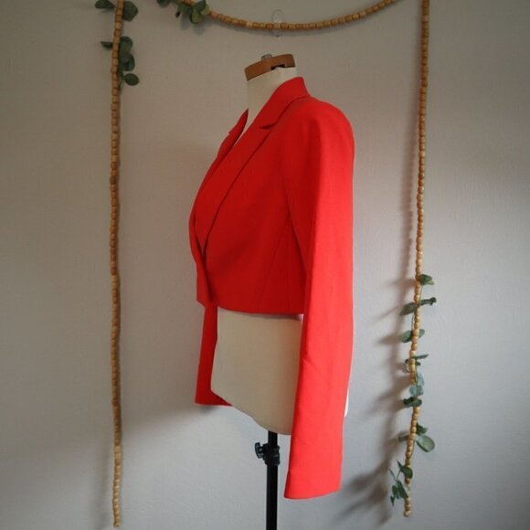 NWT Alice + Olivia Women's Red Macey Crop Notch Collar Blazer Jacket Size 6 - Picture 7 of 9